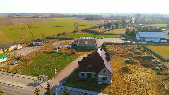 Budynek handlowo/usługowy z częścią mieszkalną