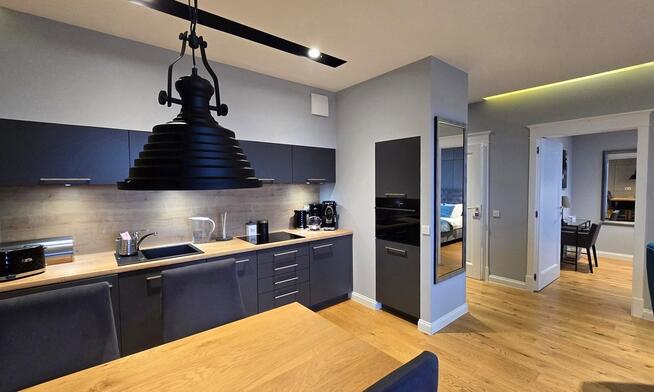 Apartament 2pok. – Raginisa, Balkon, Klima, Garaż