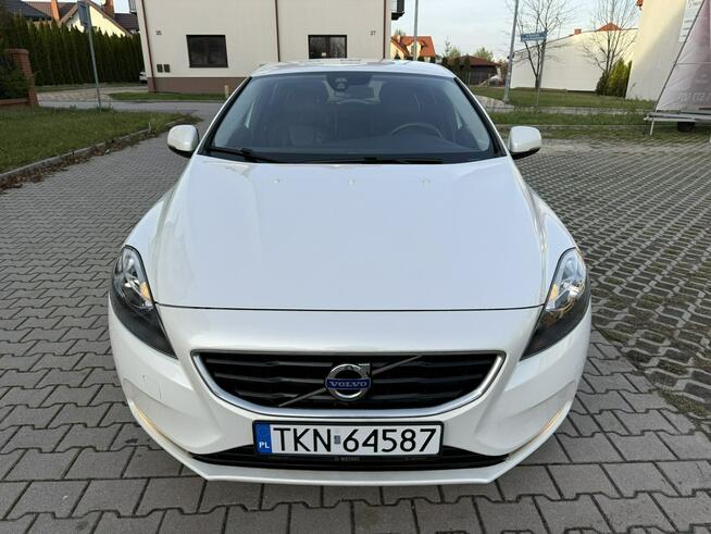 Volvo V40 1.6D Ocean Race Virtual Skóra PDC Alu Biała Perła Carpass