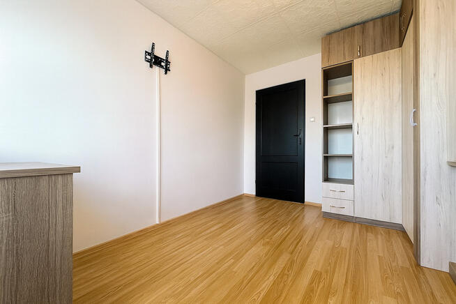 2 pokoje, osobna kuchnia, balkon, blisko WSIiZ