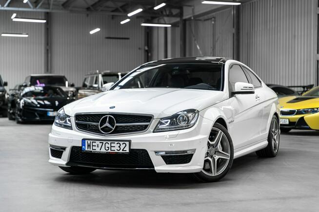 Mercedes C 63 AMG Bezwypadkowy. Przebieg 7600 km! Po konwersji. Po serwisie na 15 tys zł