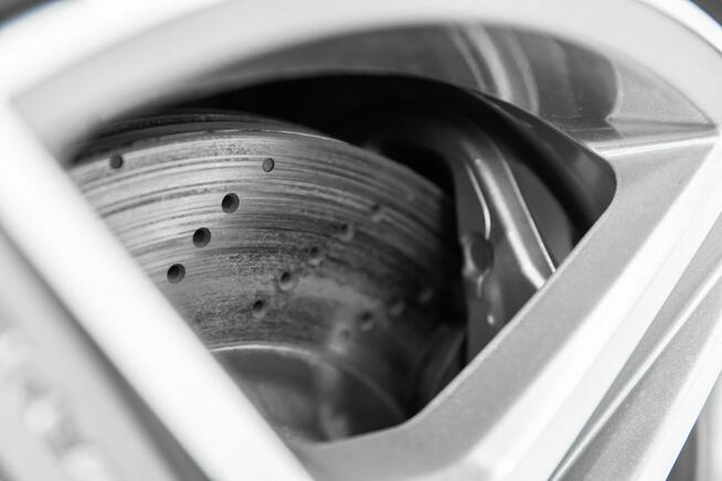 Mercedes C 63 AMG Bezwypadkowy. Przebieg 7600 km! Po konwersji. Po serwisie na 15 tys zł