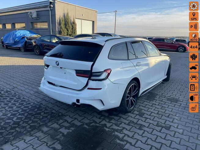 330i Mpakiet Xdrive Automat Skóra Virtual 258KM