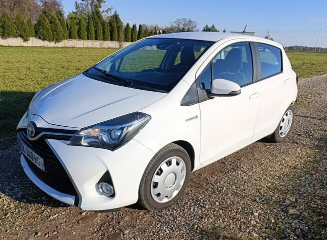 Toyota Yaris 1.5 hybrid 95tys km
