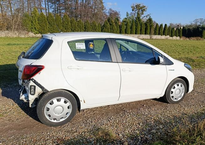 Toyota Yaris 1.5 hybrid 95tys km