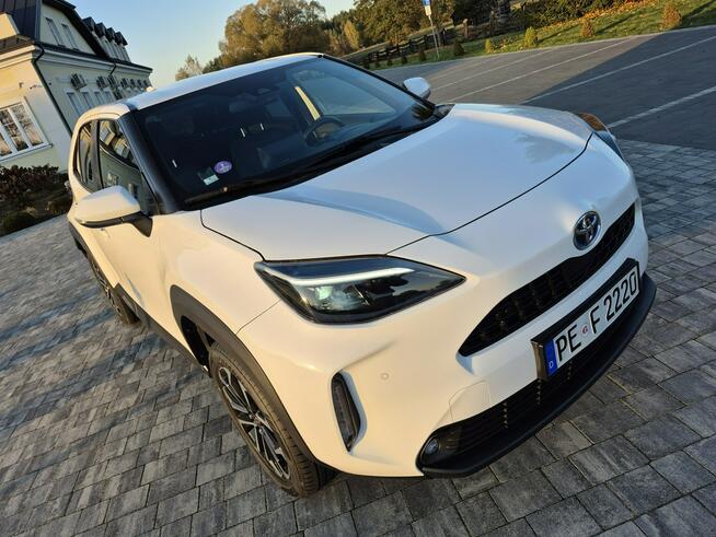 Toyota Yaris Cross 1.5 hybryd full led climatronic kamera grzane fotele