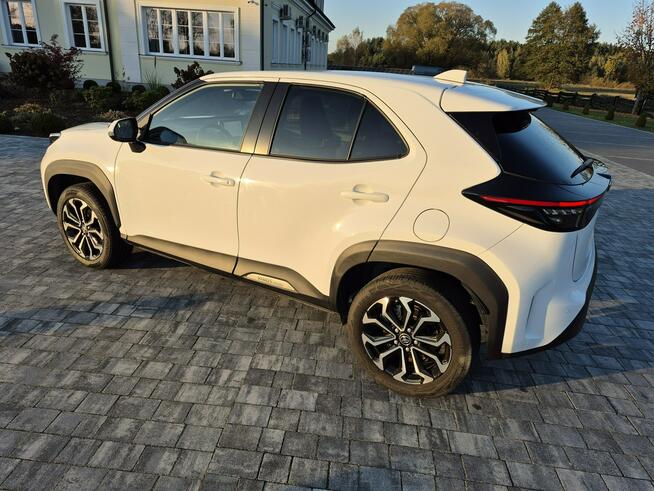 Toyota Yaris Cross 1.5 hybryd full led climatronic kamera grzane fotele