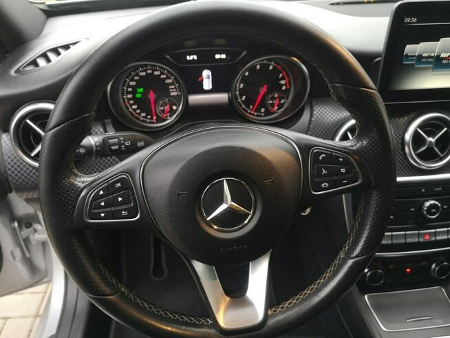 Mercedes A 180 1,6 16v 122KM Klimatronik Navigacja Alu Skóra Gwarancja