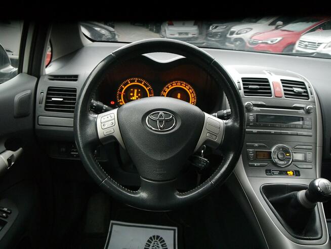 Toyota Auris 1.6B Stan b.dobry bezwypadkowy Gwarancja 12-mcy pełny Serwis