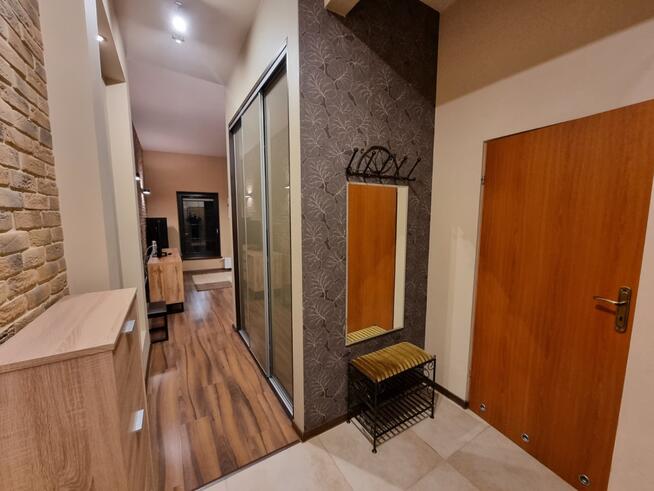 Wynajmę umeblowaną kawalerkę w Centrum Z.Góry