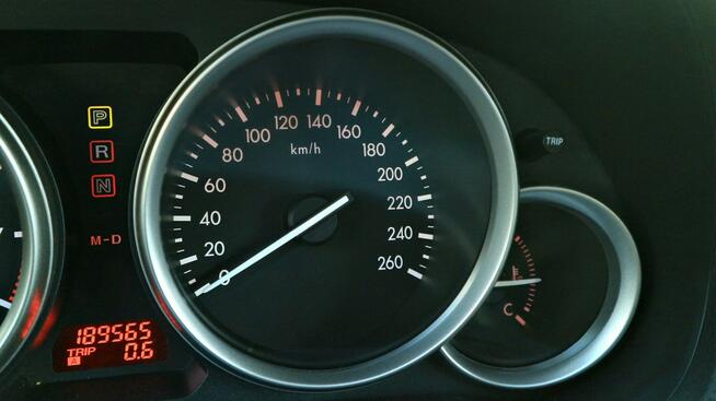 Mazda 6 -AUTOMAT-Skóra-Nawigacja-Grzane Fotele-RVM-Czujniki Parkoania