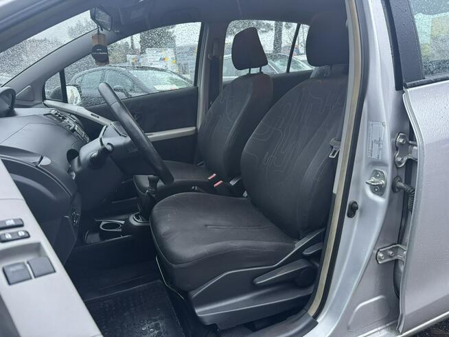 Toyota Yaris Klimatyzacja, Ele szyby, Ele lusterka, PL Salon, 2 kpl. kół