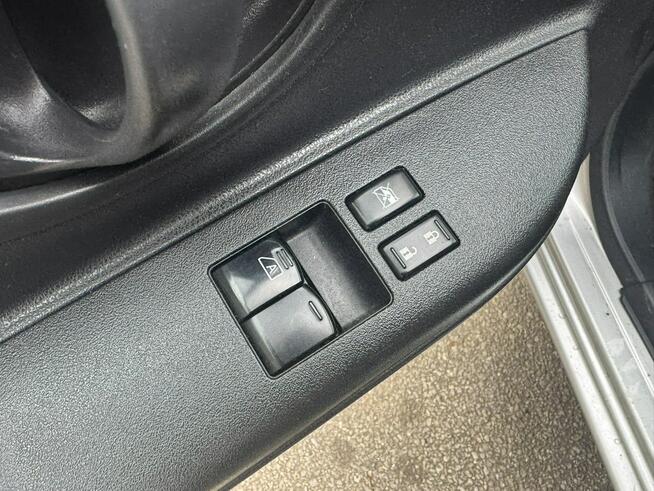 Nissan Micra Klimatyzacja, Elektryczne szyby, ABS, Niski przebieg