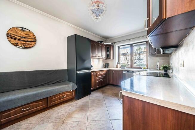 Dom 163 m² na narożnej działce Puszczykowo