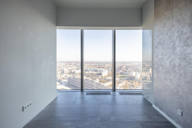 Lokal do wynajęcia- Sky Tower 28 piętro