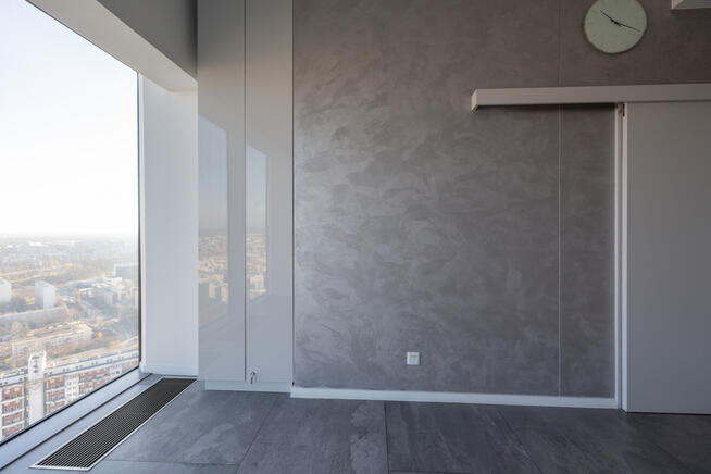 Lokal do wynajęcia- Sky Tower 28 piętro