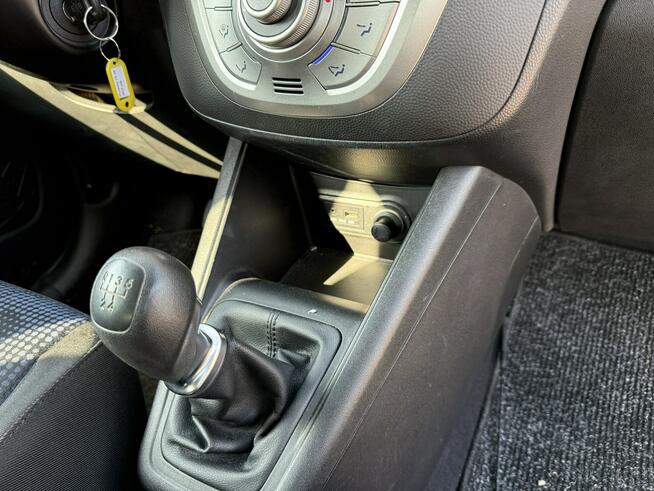 Hyundai ix20 13r. 1.4 benzyna bezwypadkowy z Niemiec