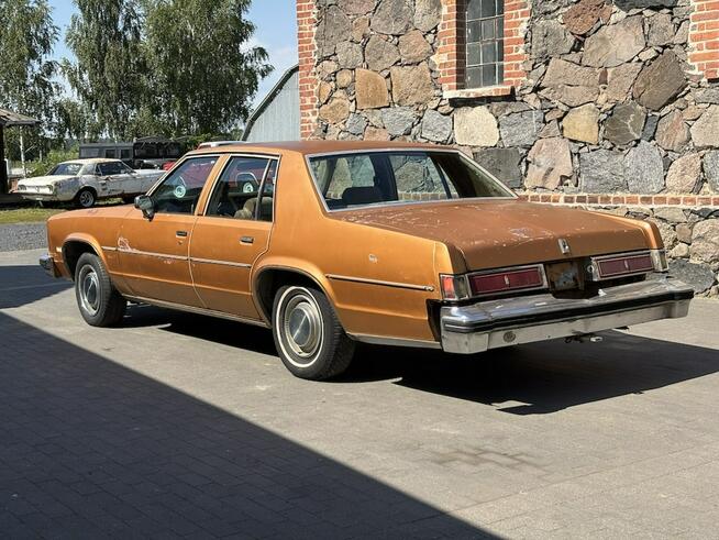 OLDSMOBILE DELTA 88 ROYALE 1977 GM B-BODY