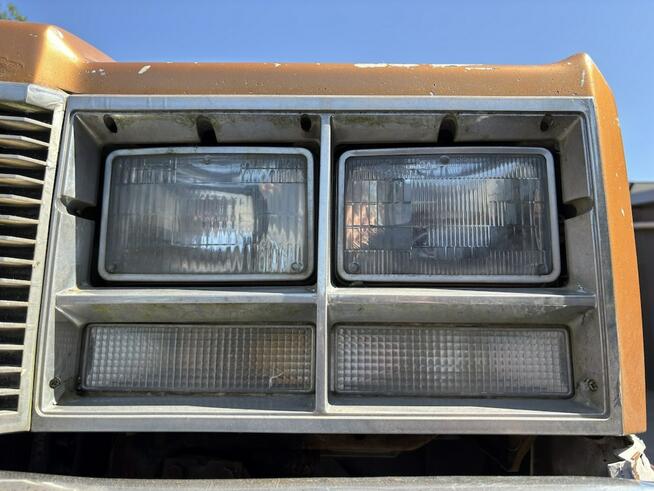 OLDSMOBILE DELTA 88 ROYALE 1977 GM B-BODY