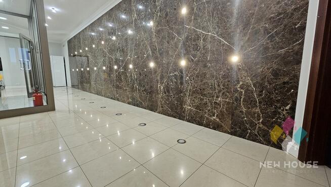 4 pomieszczenia, 150 m2 - I piętro, parking