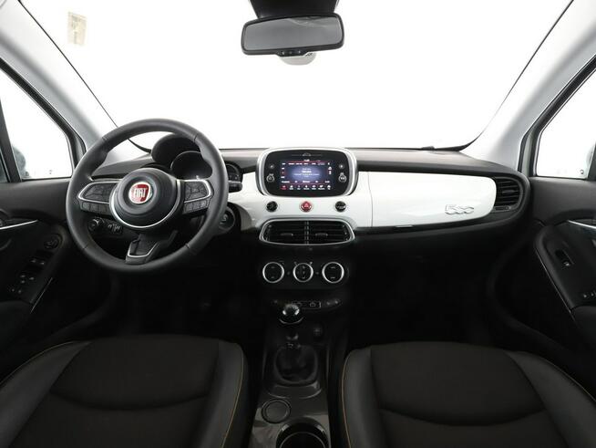 Fiat 500x klima auto navi grzane fotele kamera i czujniki parkowania