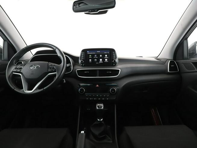 Hyundai Tucson lift klima auto navi grzane fotele kamera i czujniki parkowania