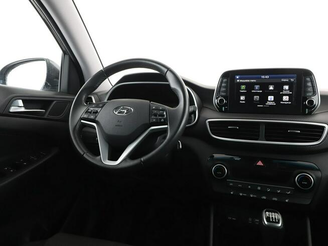 Hyundai Tucson lift klima auto navi grzane fotele kamera i czujniki parkowania