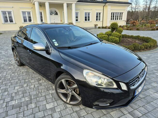 Volvo S60 navi xenon kamera automat r-design skóra 5 cilndry