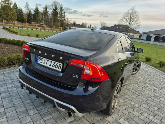 Volvo S60 navi xenon kamera automat r-design skóra 5 cilndry