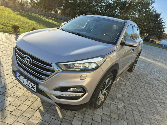 Hyundai Tucson 1.7crd xenon automat kamera navi GRZANA kierownica FOTELE ORYGINAŁ