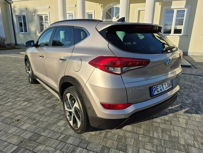 Hyundai Tucson 1.7crd xenon automat kamera navi GRZANA kierownica FOTELE ORYGINAŁ