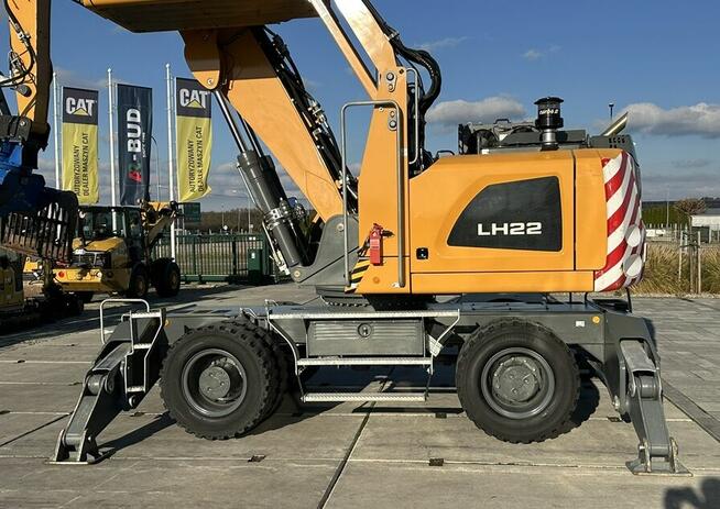 KOPARKA PRZEŁADUNKOWA LIEBHERR LH 22 M LITRONIC