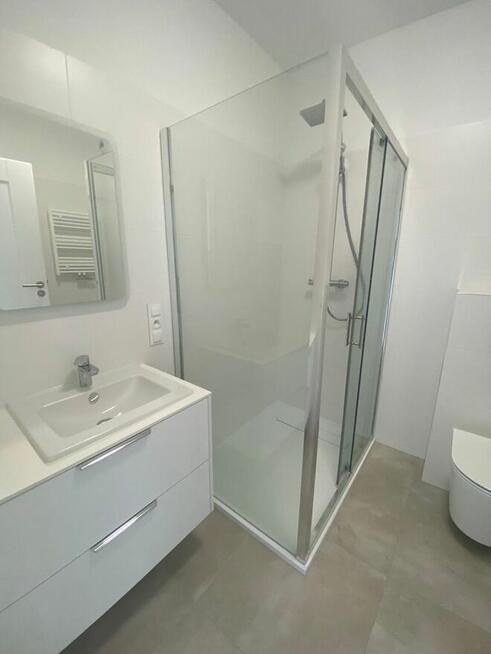 2 pokoje, 47m2, II p, winda, duży balkon, parking, os. Tara