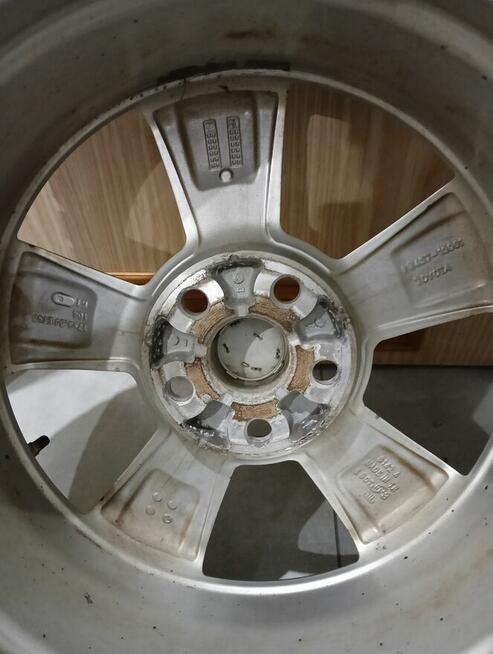 Alufelgi Koła 17 Toyota C-HR itp z oponami zimowymi 2023r.