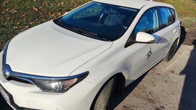 Toyota Auris 1330l benzyna + LPG wysokiej klasy Premium