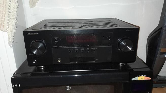 Amplituner Pionieer VSX-922.