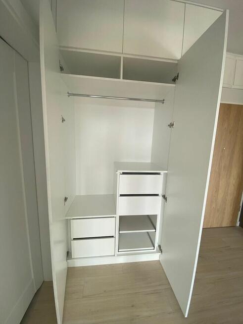 2 pokoje, 47m2, II p, winda, duży balkon, parking, os. Tara