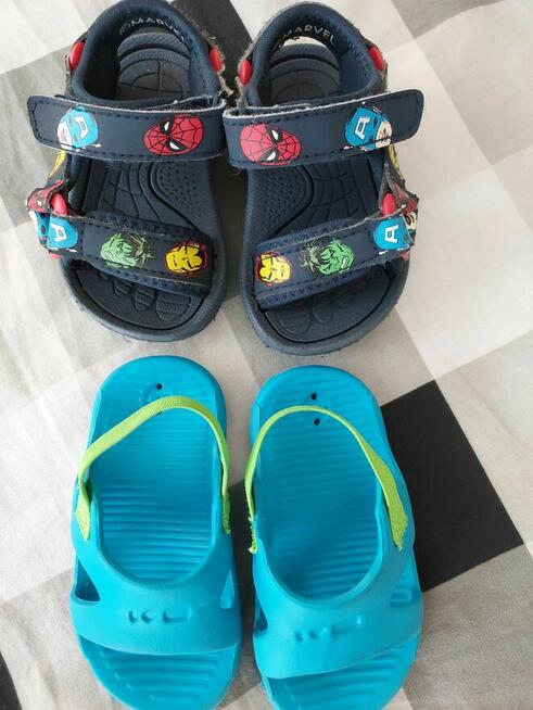 Sandały Marvel roz.20 i klapki Decathlon 19/20 2szt.
