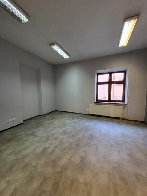 Lokale użytkowe/biurowe o łącznej powierzchni ponad 700 m2