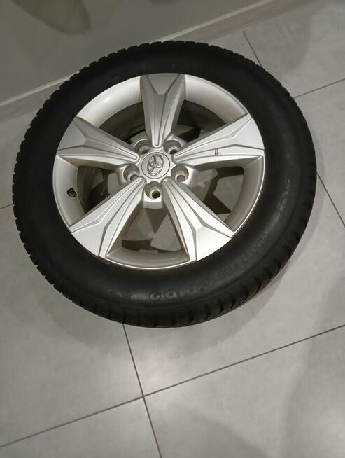 Alufelgi Koła 17 Toyota C-HR itp z oponami zimowymi 2023r.