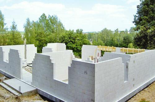 Murarz szuka pracy od zaraz.