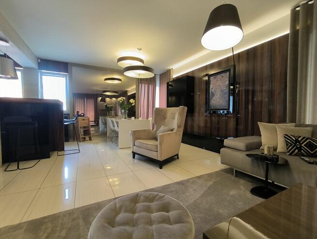 Apartament Premium z Garażem w dzielnicy Parkitka