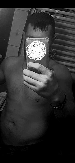 Zdecydowana konkretną Kobietą.