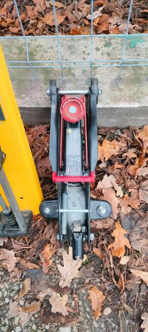 Narzędzia nowe i używane.