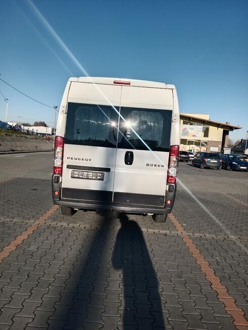 Sprzedam samochód dostawczy