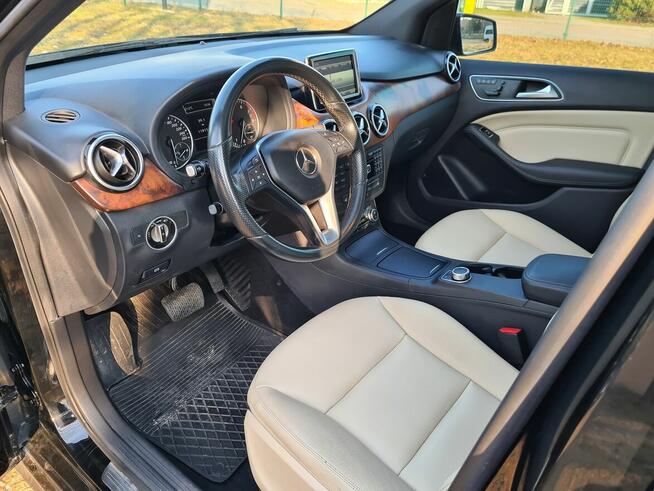 Mercedes-Benz B 250 Benzyna Automat Skóry Pakiet AMG