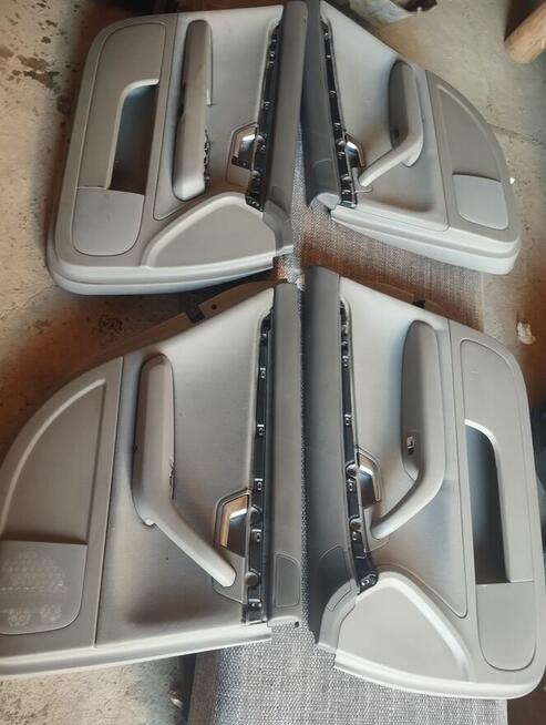 Fotele Audi A4 B7 cały komplet szare zadbane +środek, boczki