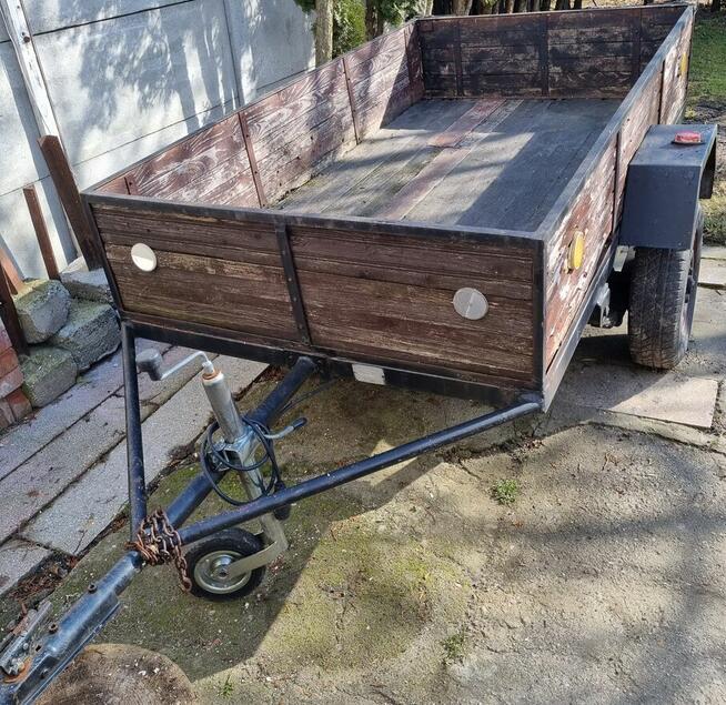 Przyczepka samochodowa lekka