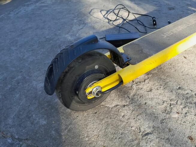 SKYMASTER LOONAR hulajnoga elektryczna z ładowarką