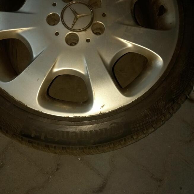 ️ Sprzedam Komplet Opon Zimowych Pirelli do Mercedesa GLE